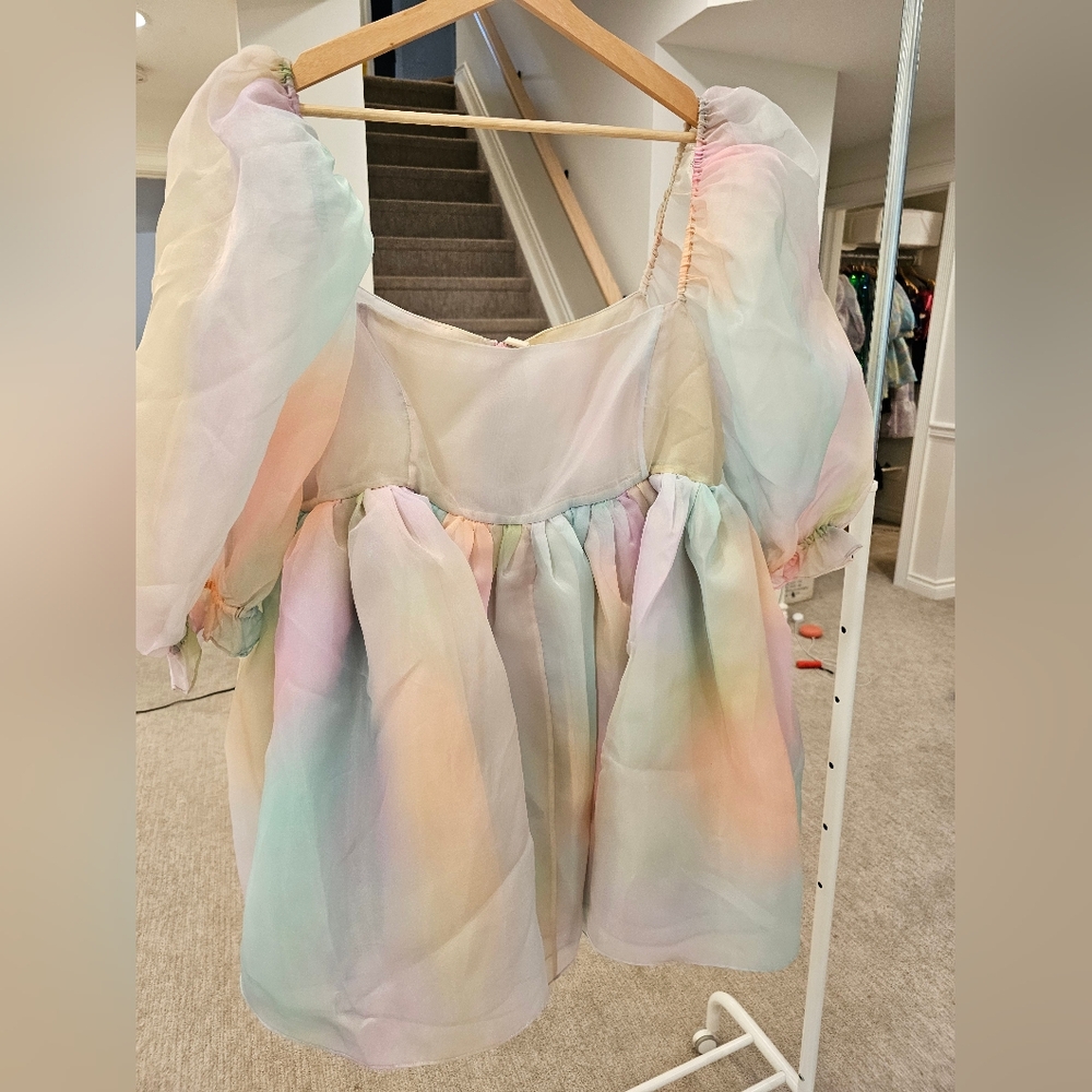 Selkie - The Rainbow Puff - Picture 4 of 6